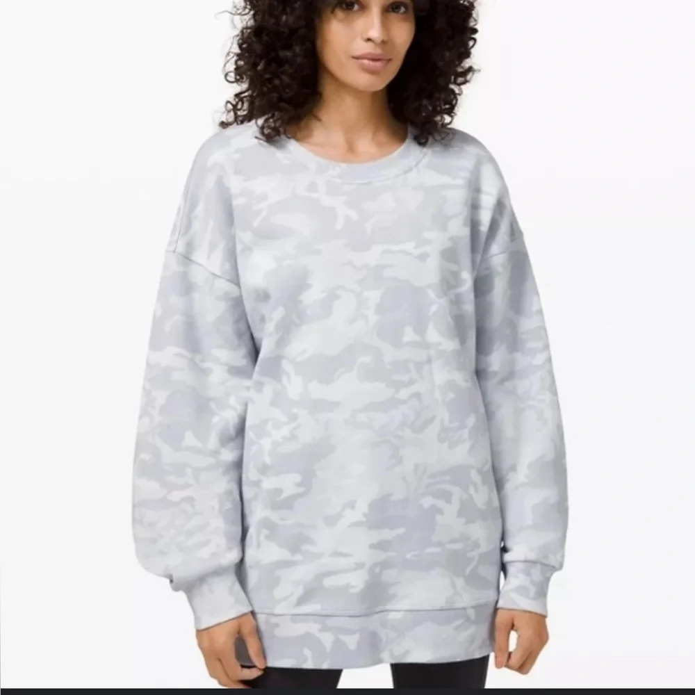 Lululemon perfectly oversized crew white camo sz 6